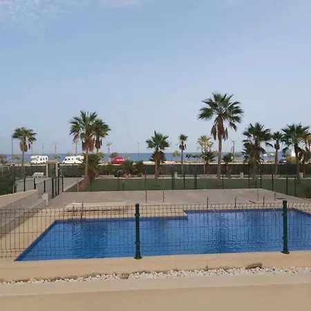 Mar Y Sal, A Pie De Playa. Vacaciones En Apartamento